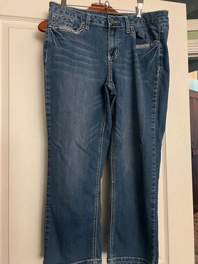 Earl Jeans Mid-Blue Cropped Straight-Leg Jeans